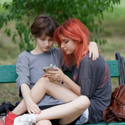 Wat is het verschil tussen industriële en landelijke meubels?