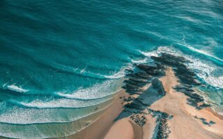 Hoe style je een dressoir met accessoires?