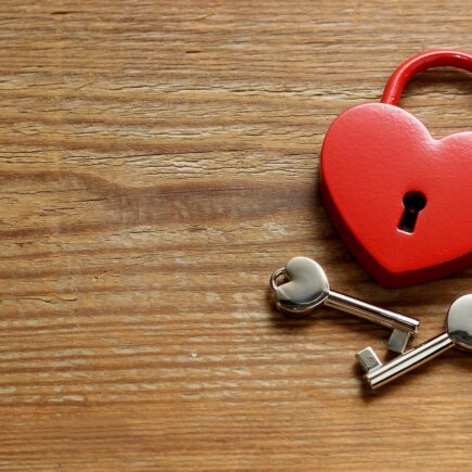 De mooiste combinaties van hout en metaal in meubels