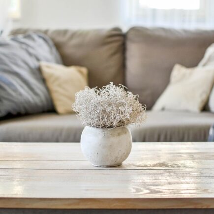 Hoe style je een salontafel op een moderne manier?