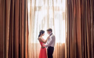 Welke gordijnen passen bij een industriële woonstijl?