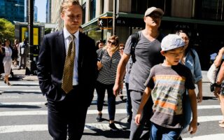 Hoe gebruik je kleuraccenten zonder dat het druk wordt?