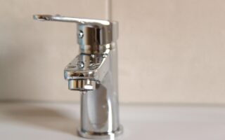 Hoe maak je een badkamer modern én sfeervol?