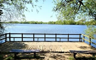 Hoe maak je een zithoek met verschillende banken?